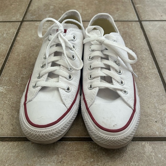 Converse Chuck Taylor All Star Wide Low Top (7W) - Picture 2 of 8